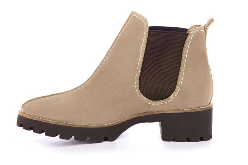 Tan beige and chocolate brown women's ankle boots, with elastics. Round toe. Low rubber soles. Profile view - Florence KOOIJMAN